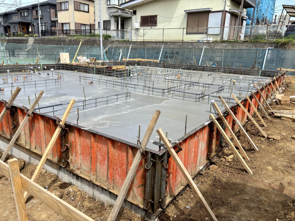 建築工事